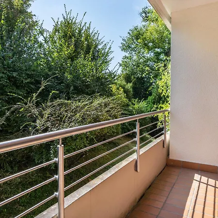 아파트 Der Zwergenbau 바덴바일러